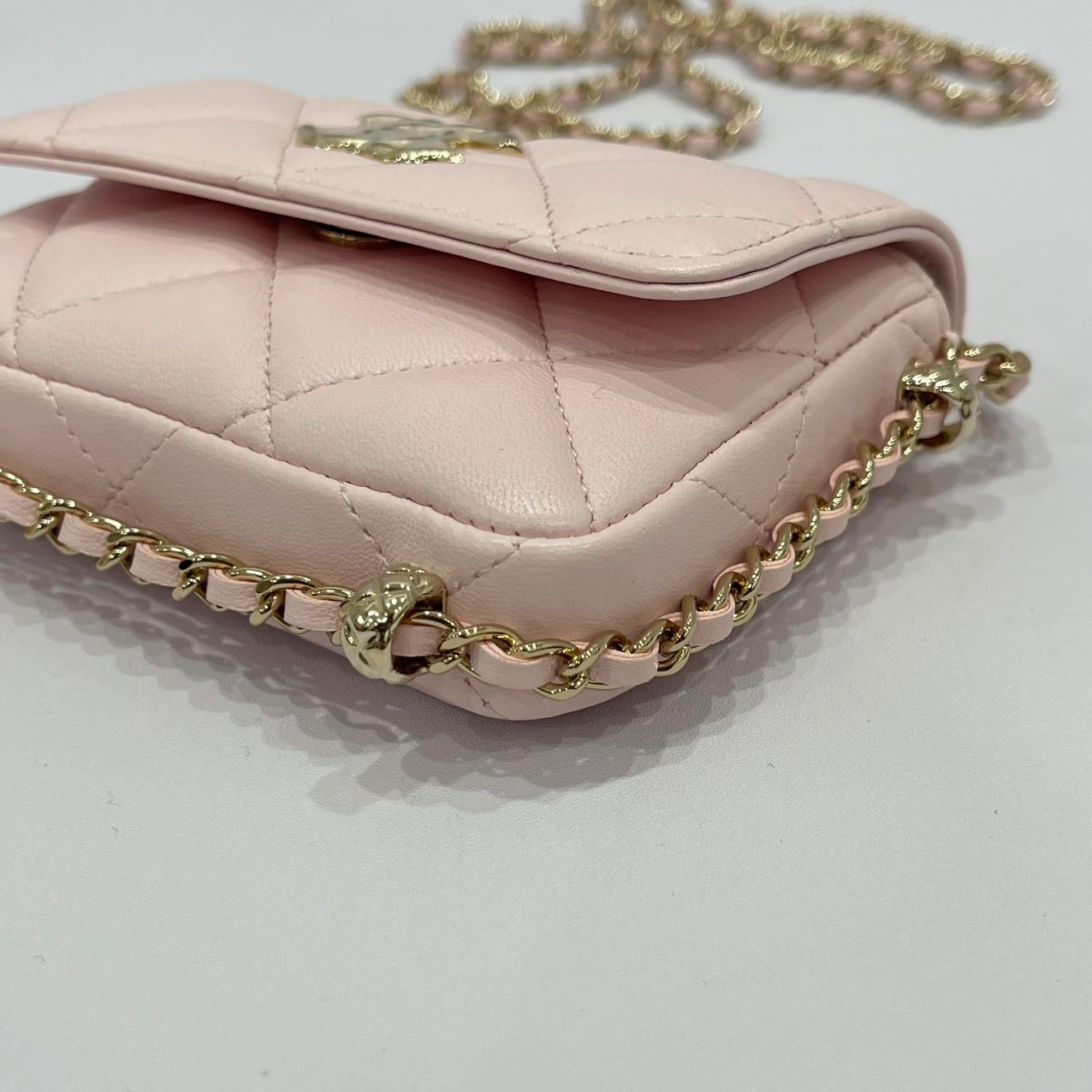 Chanel 22s Mini Wallet With Chain Pink GHW