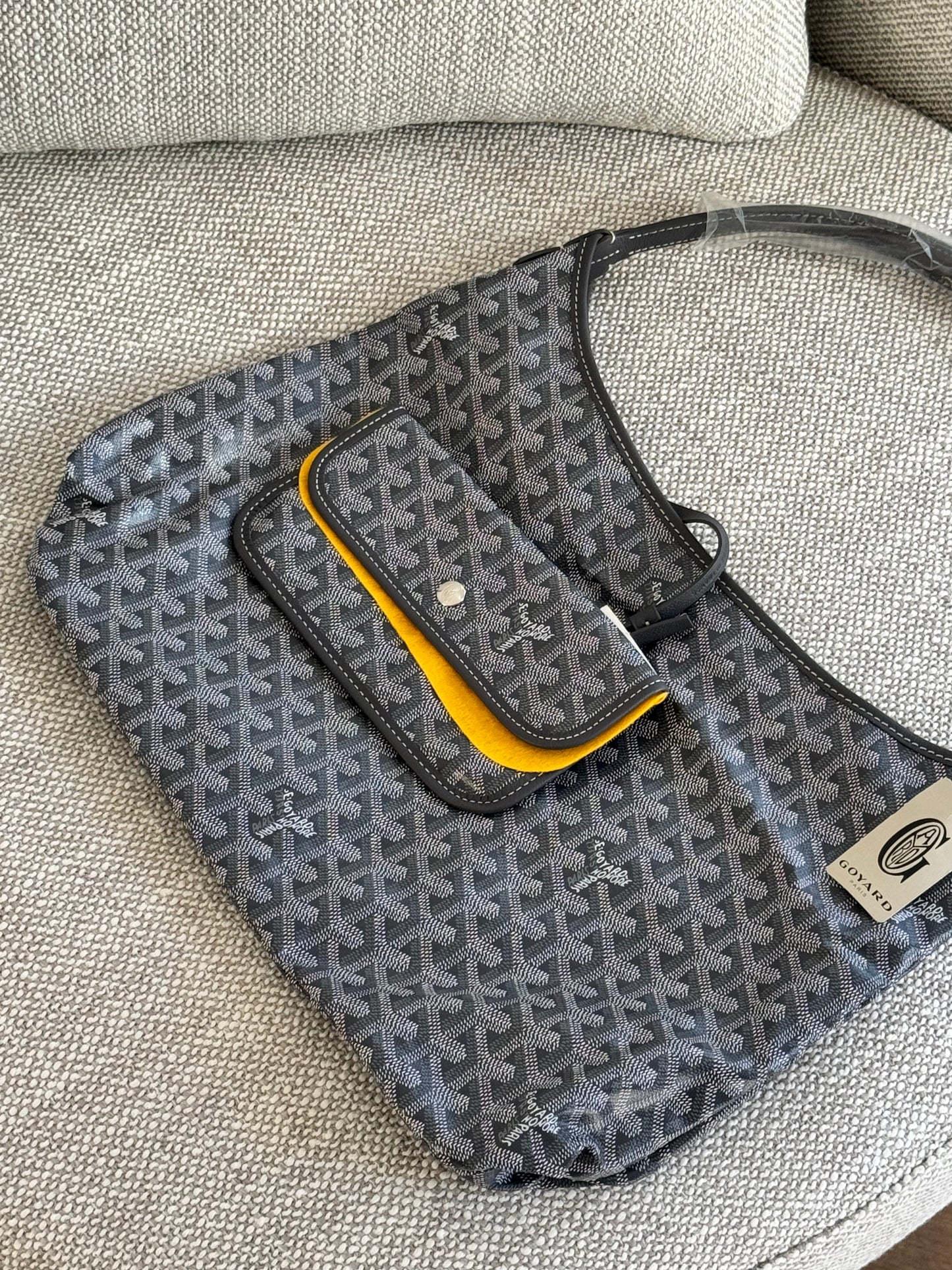 Goyard Black Goyardine Shoulder Tote Bag with Pouch