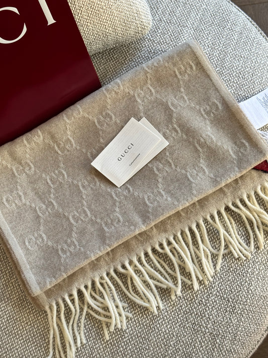 Gucci GG Wool Jacquard Scarf – Beige