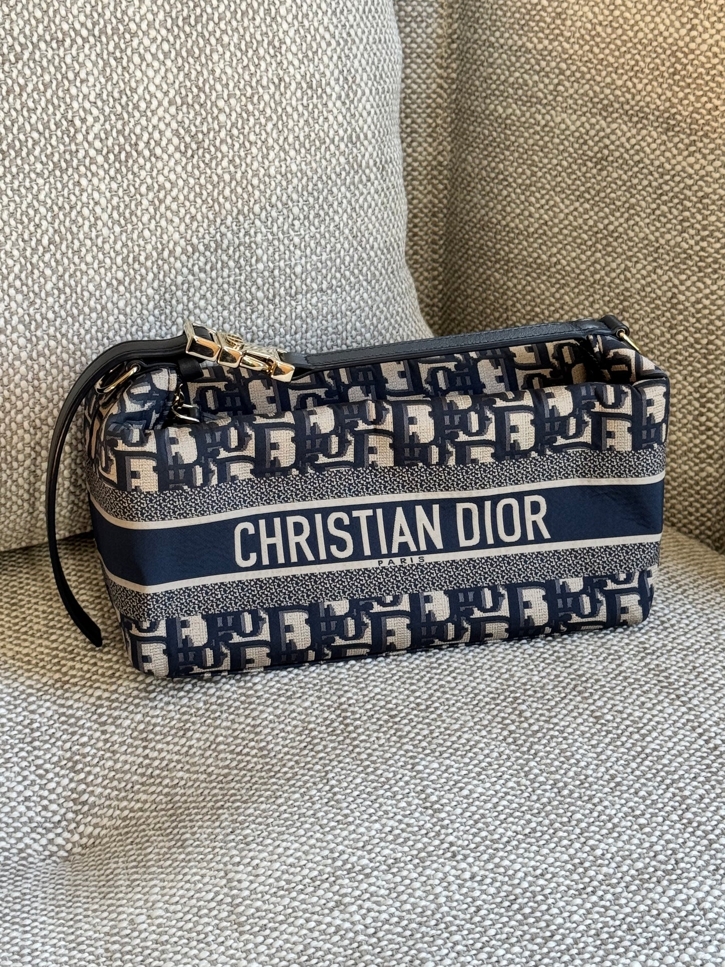 Dior Travel Nomad Pouch Blue Dior Oblique Embroidery