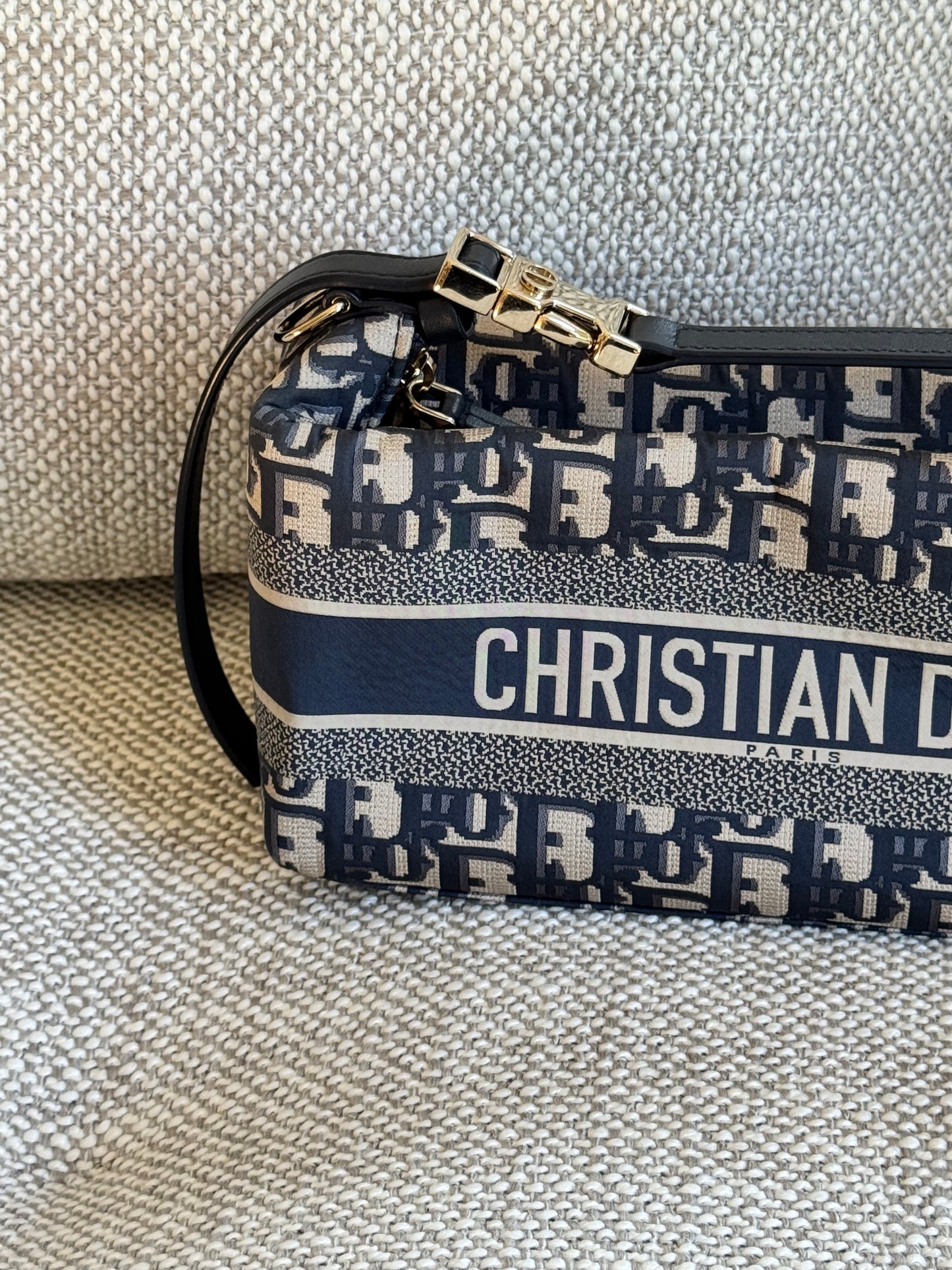 Dior Travel Nomad Pouch Blue Dior Oblique Embroidery