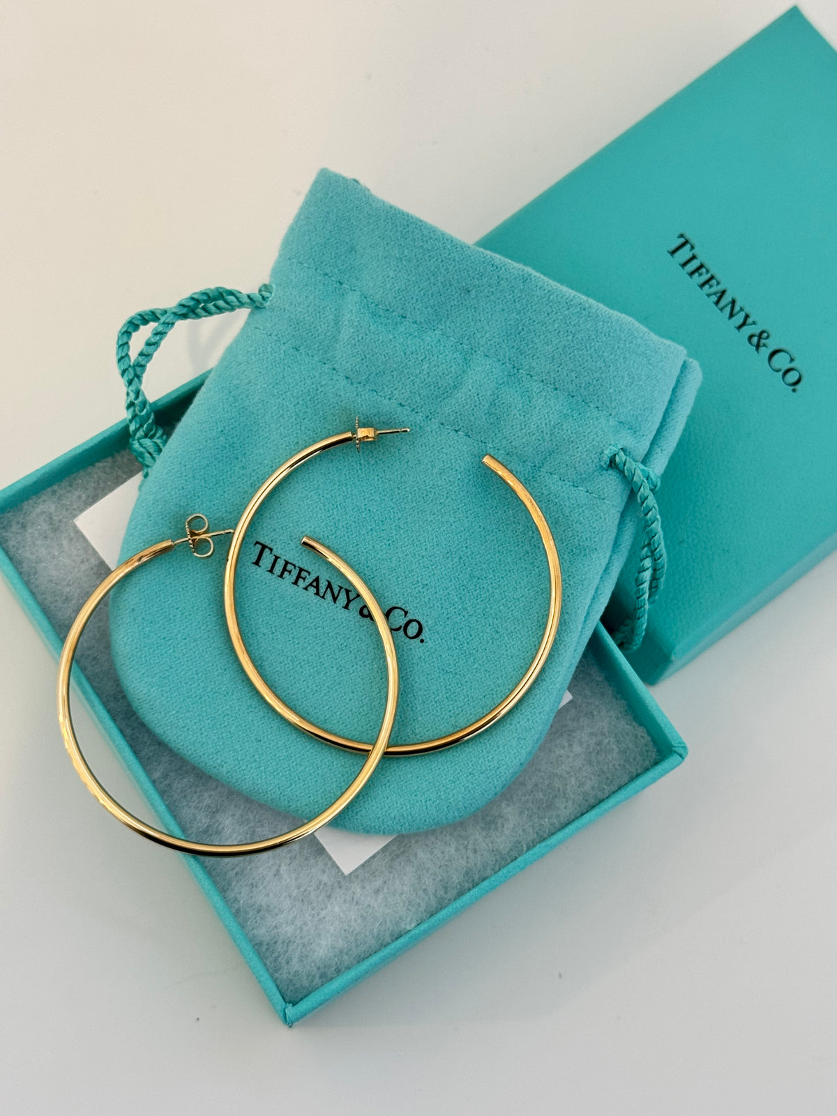 Tiffany & Co. Large Hoop Earrings – 18K Gold, Unworn