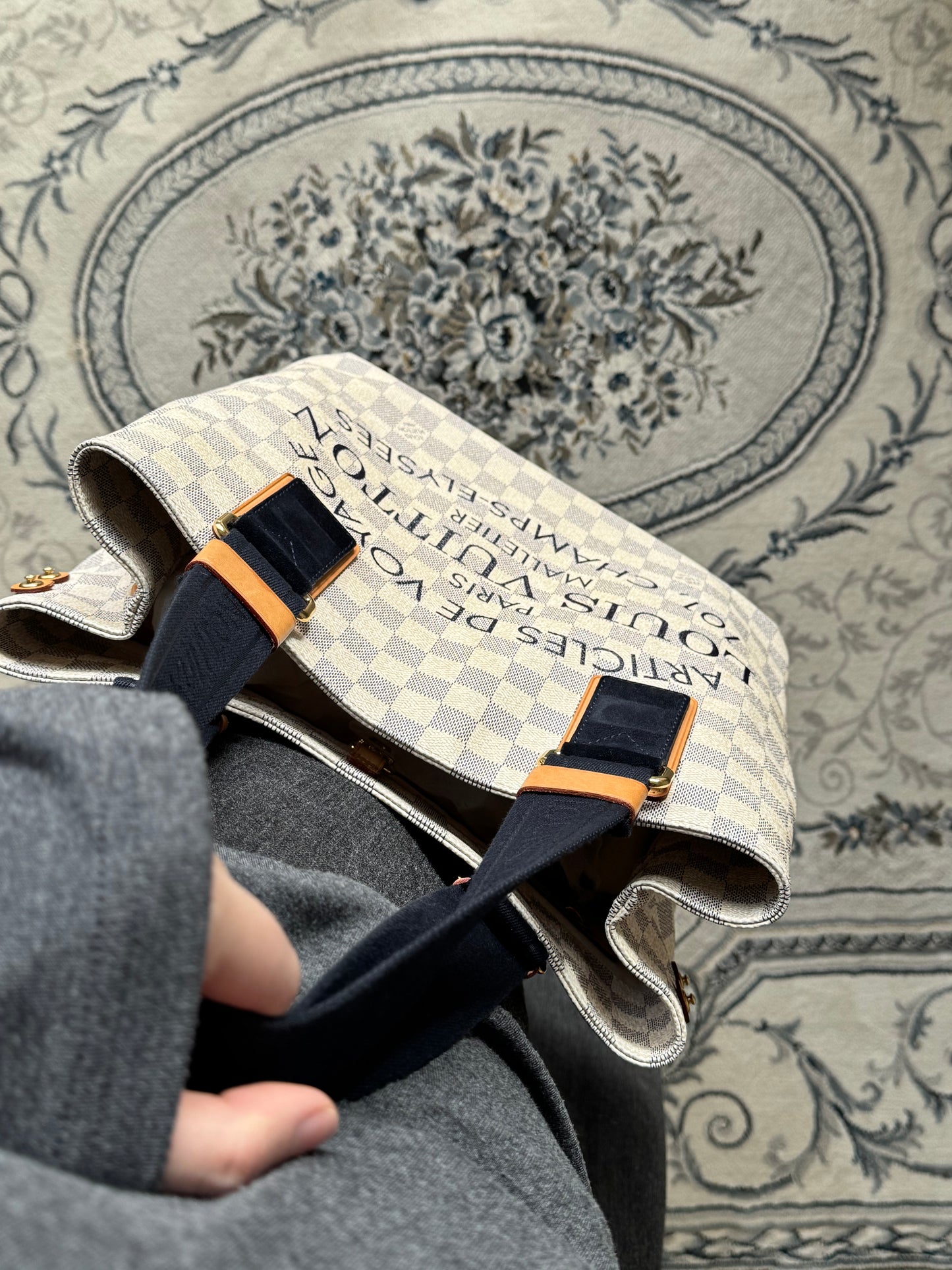 Limited Edition Damier Azur Articles de Voyage Beach Cabas PM