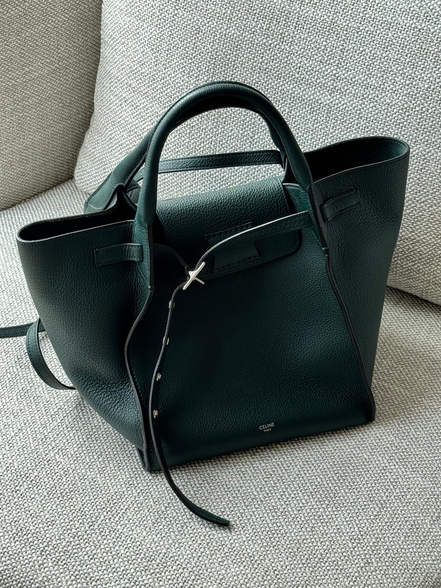 Medium Big Bag in Supple Grained Calfskin – Dark Green