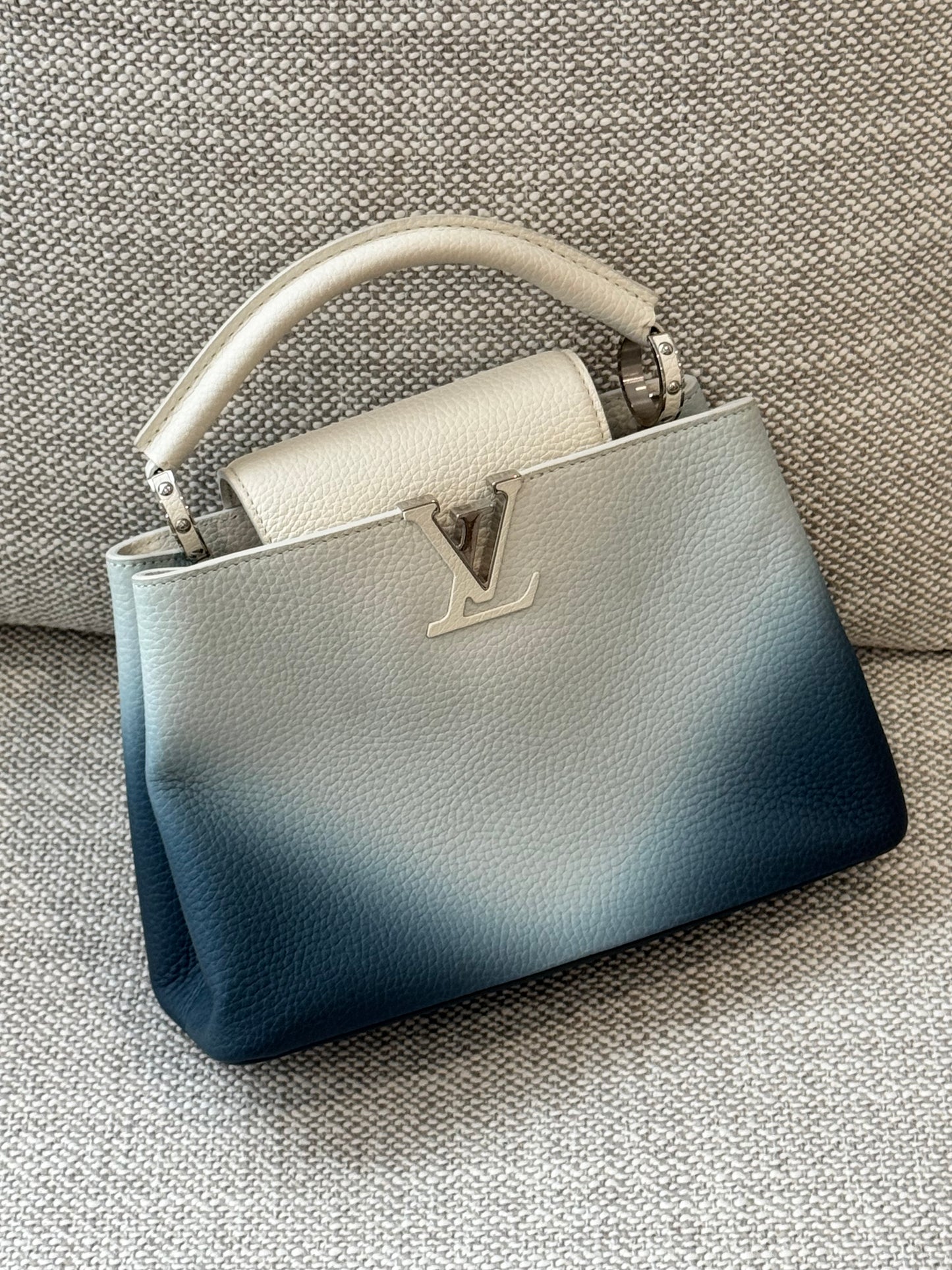 Louis Vuitton Capucines BB Gradient Blue Taurillon Leather Bag