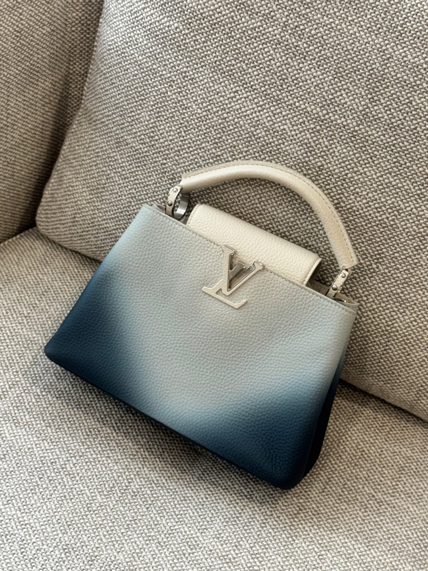 Louis Vuitton Capucines BB Gradient Blue Taurillon Leather Bag