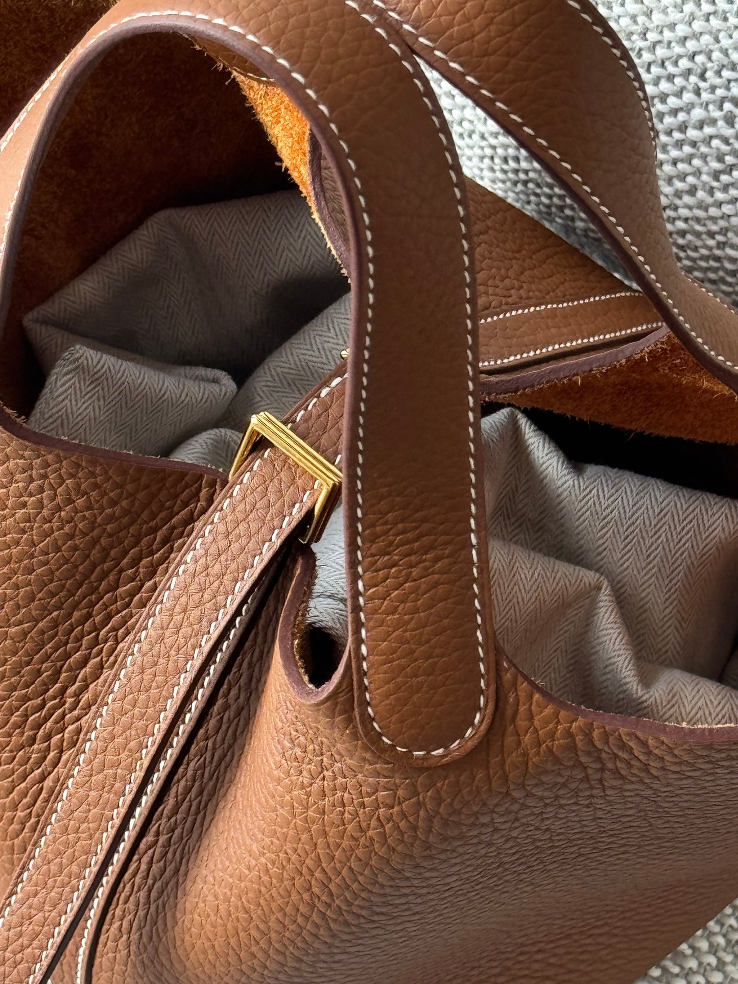 HERMÈS  Picotin Lock 18 – Gold Clemence Leather with Gold Hardware