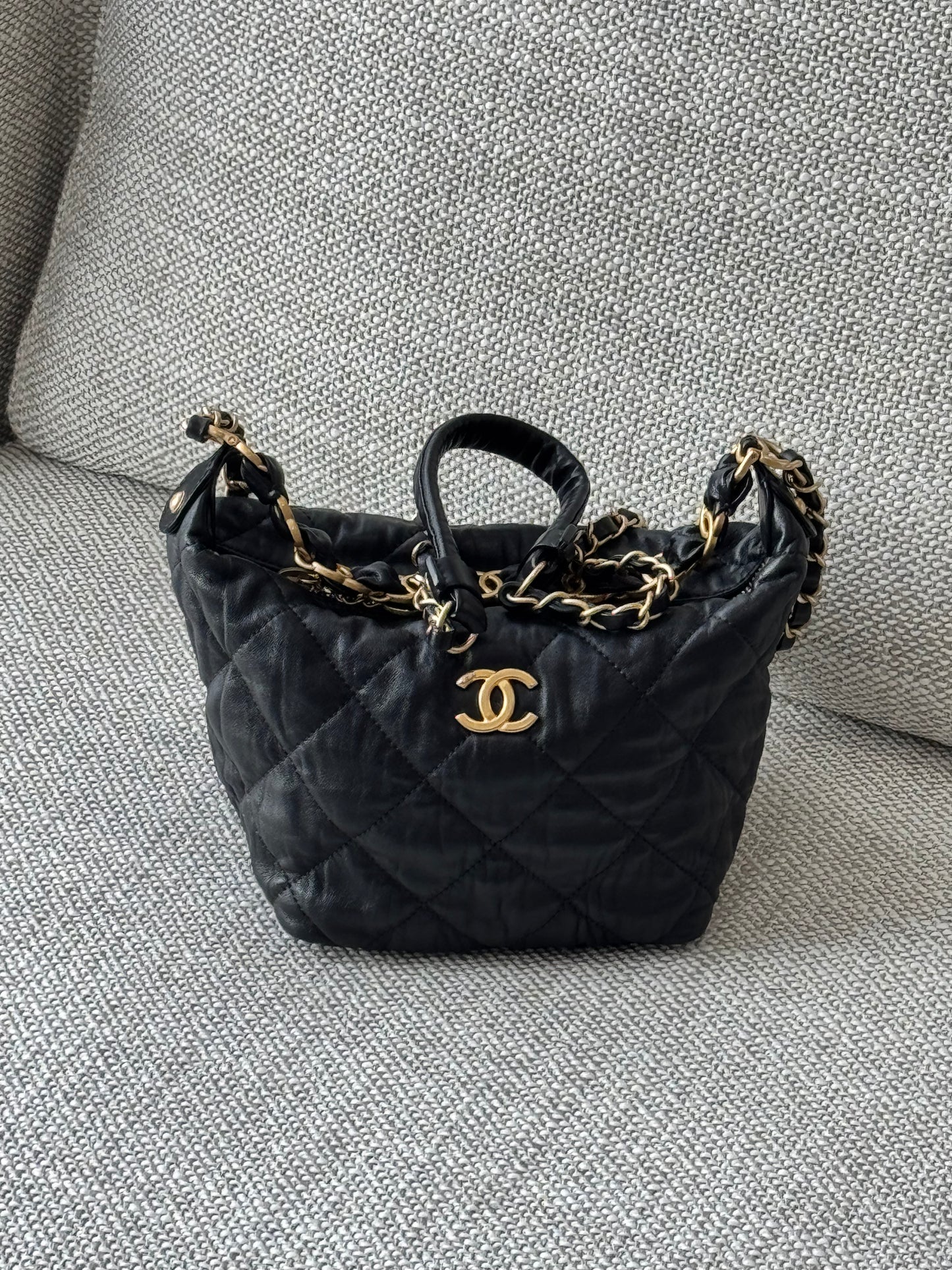 CHANEL Quilted Chain Around Hobo Bag – Black Lambskin