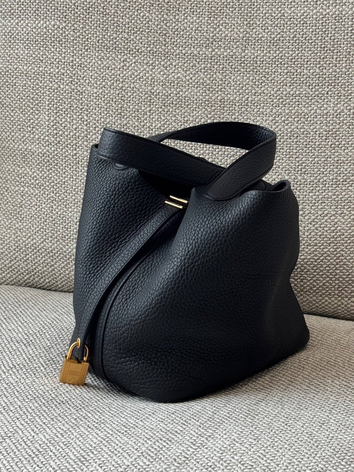 Hermès Picotin Lock 18 Clemence Leather Handbag