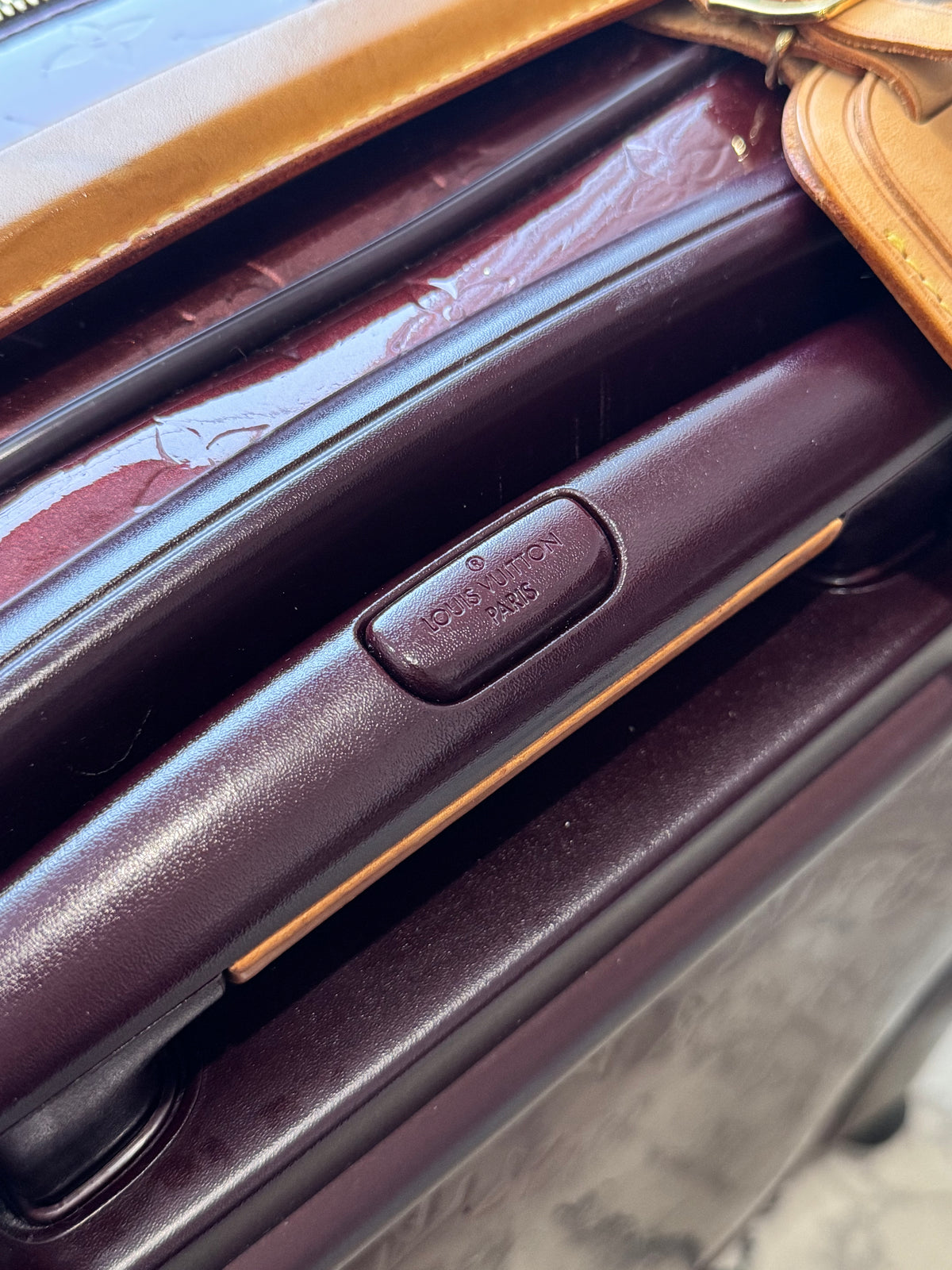 Louis Vuitton Pegase Légère 45 Monogram Vernis Cabin Trolley