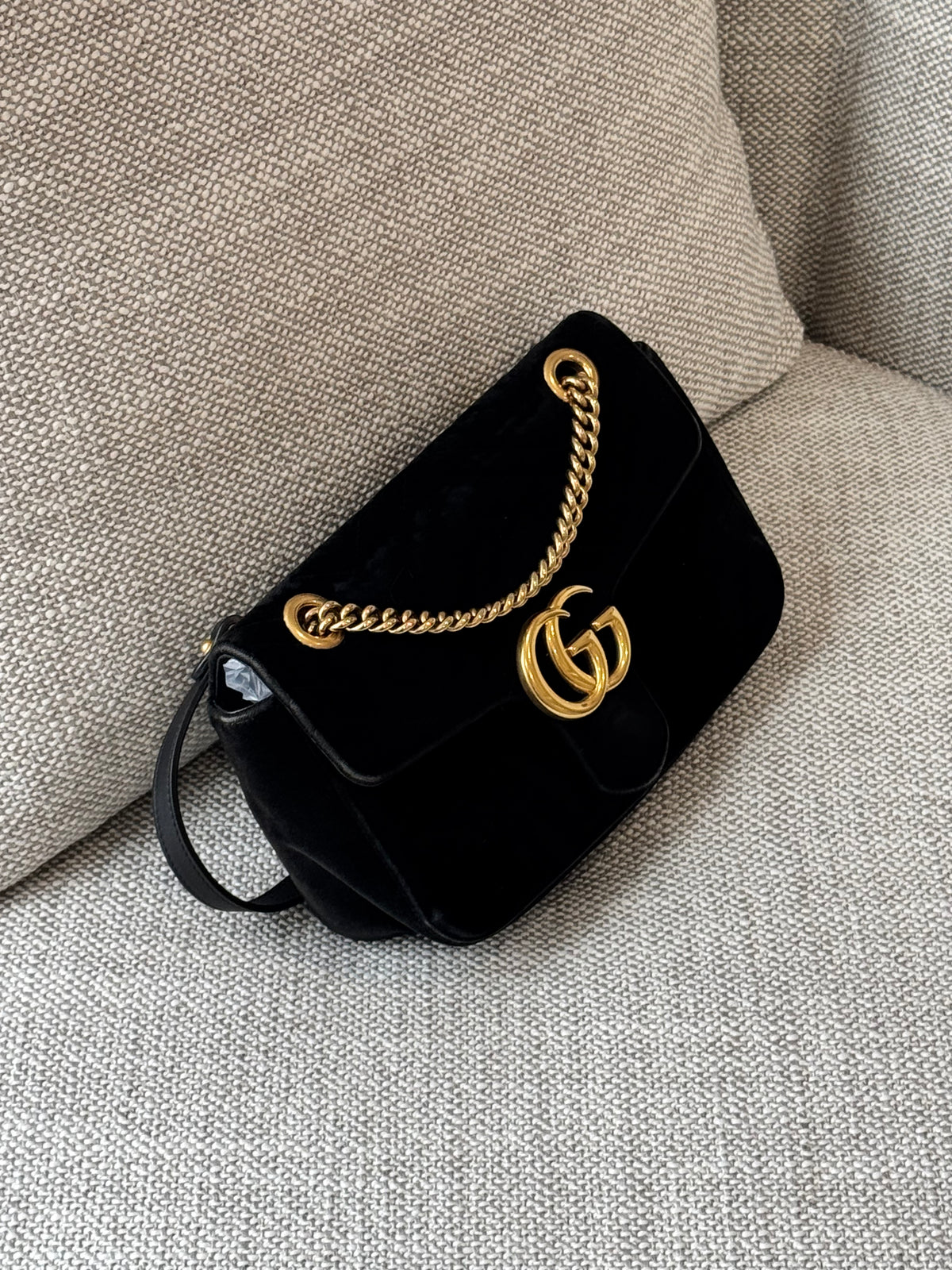 Gucci GG Marmont Velvet Shoulder Bag