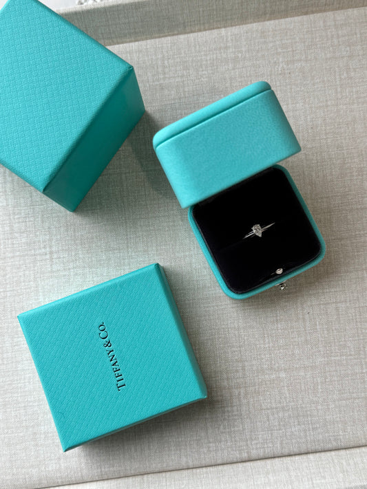Tiffany & Co. Pear-Shaped Diamond Ring 0.23ct