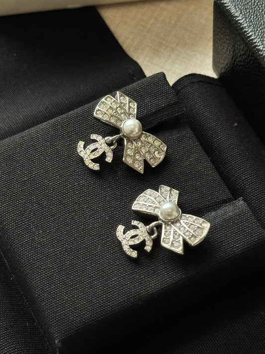 Chanel CC Bow Pearl Crystal Earrings Silver Tone Full Set