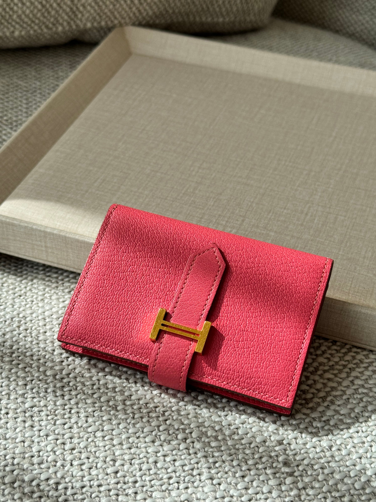 Hermès Béarn Card Holder / Wallet – Lipstick Pink Leather with Gold H Clasp