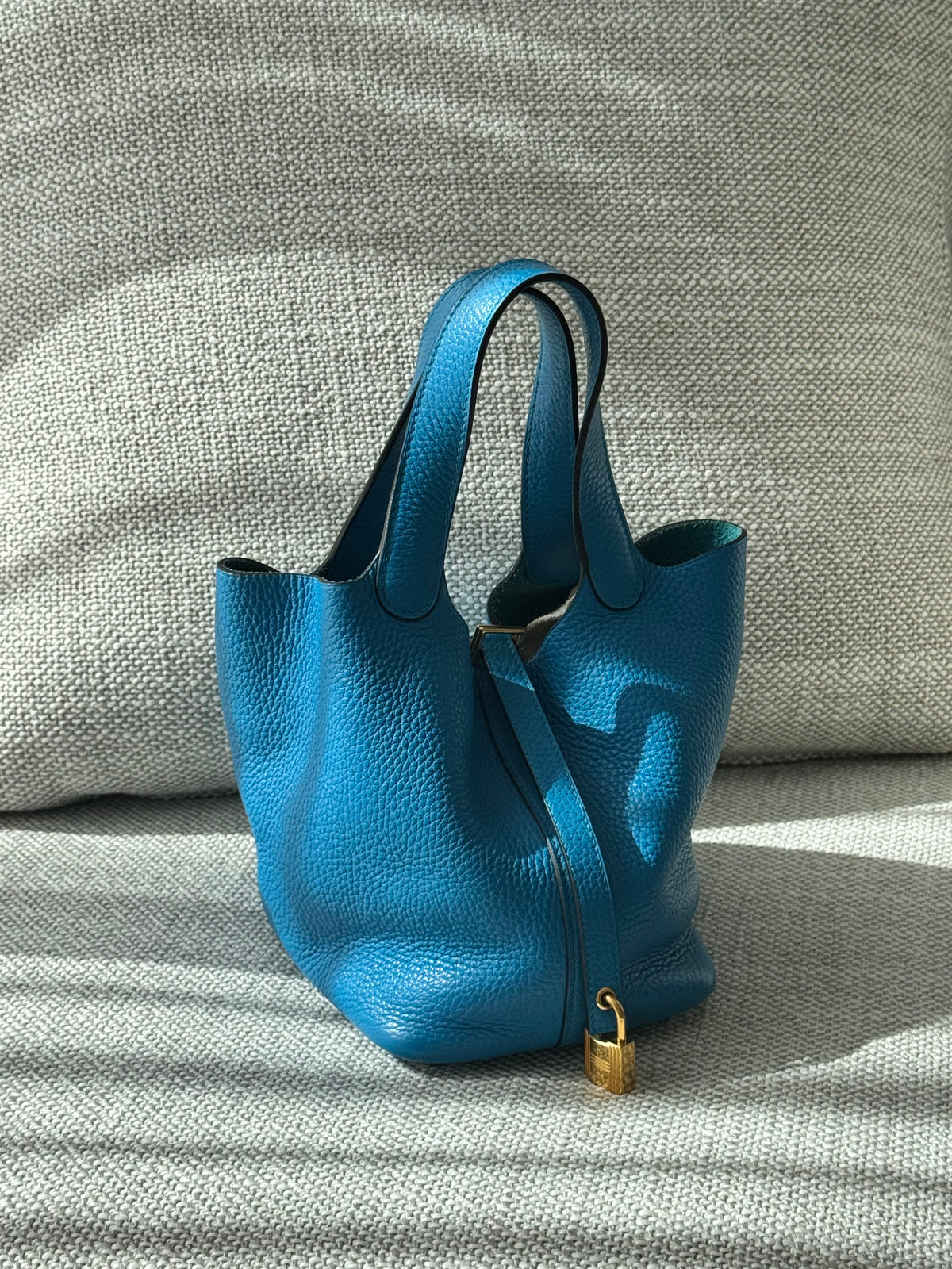 Hermès Picotin Lock 18 Greek Blue Clemence Leather Gold Hardware C Stamp