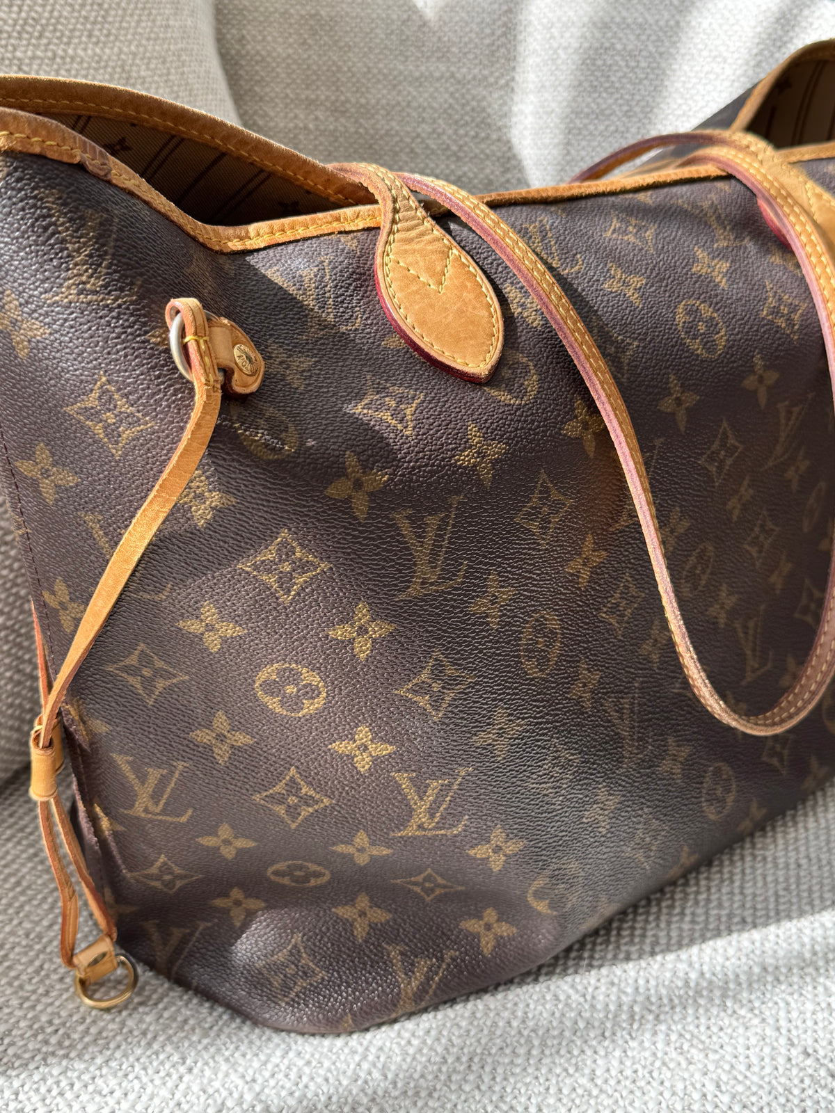 Louis Vuitton Neverfull MM Monogram Canvas