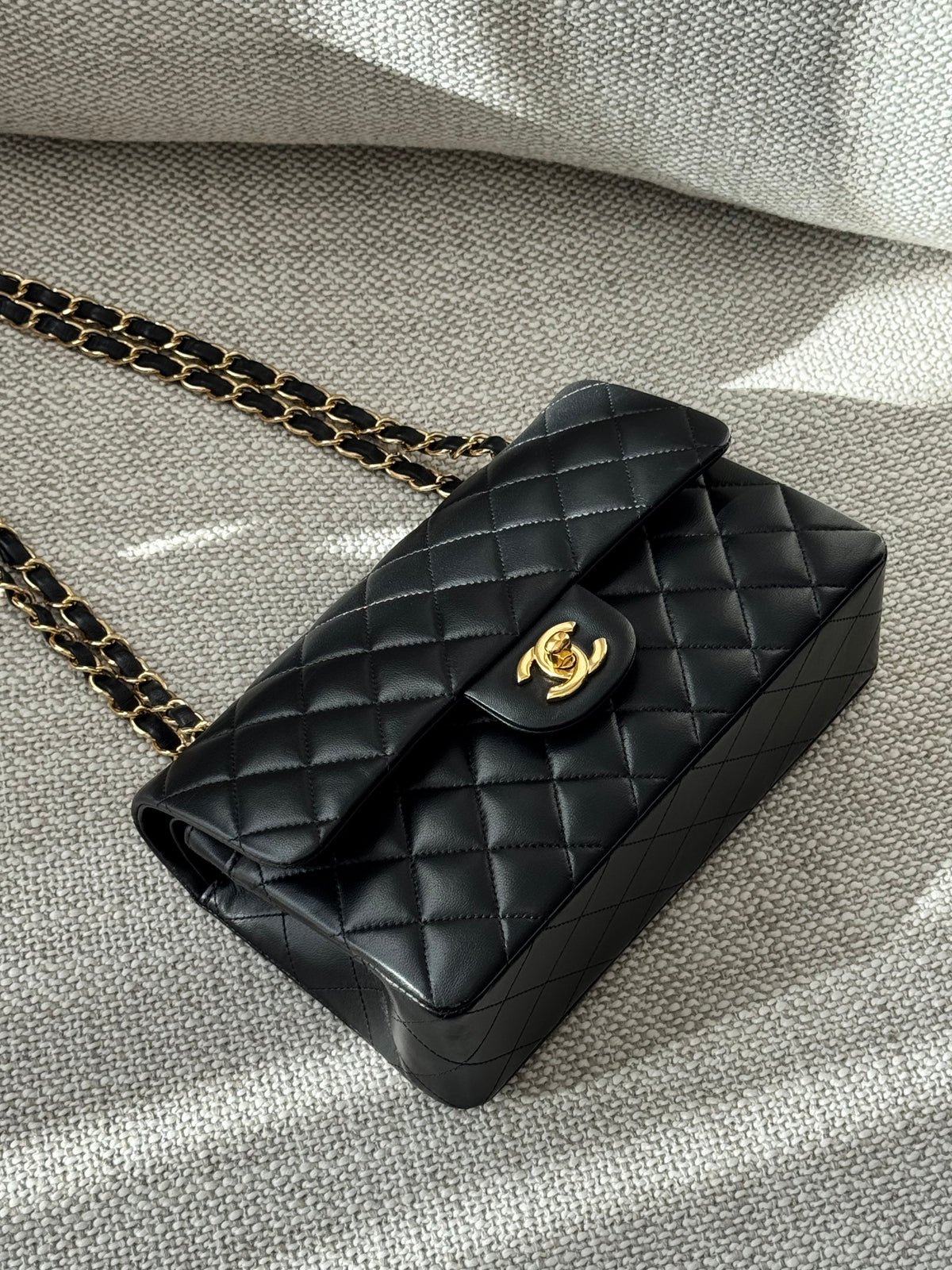 Chanel Classic Flap Small – Black Lambskin