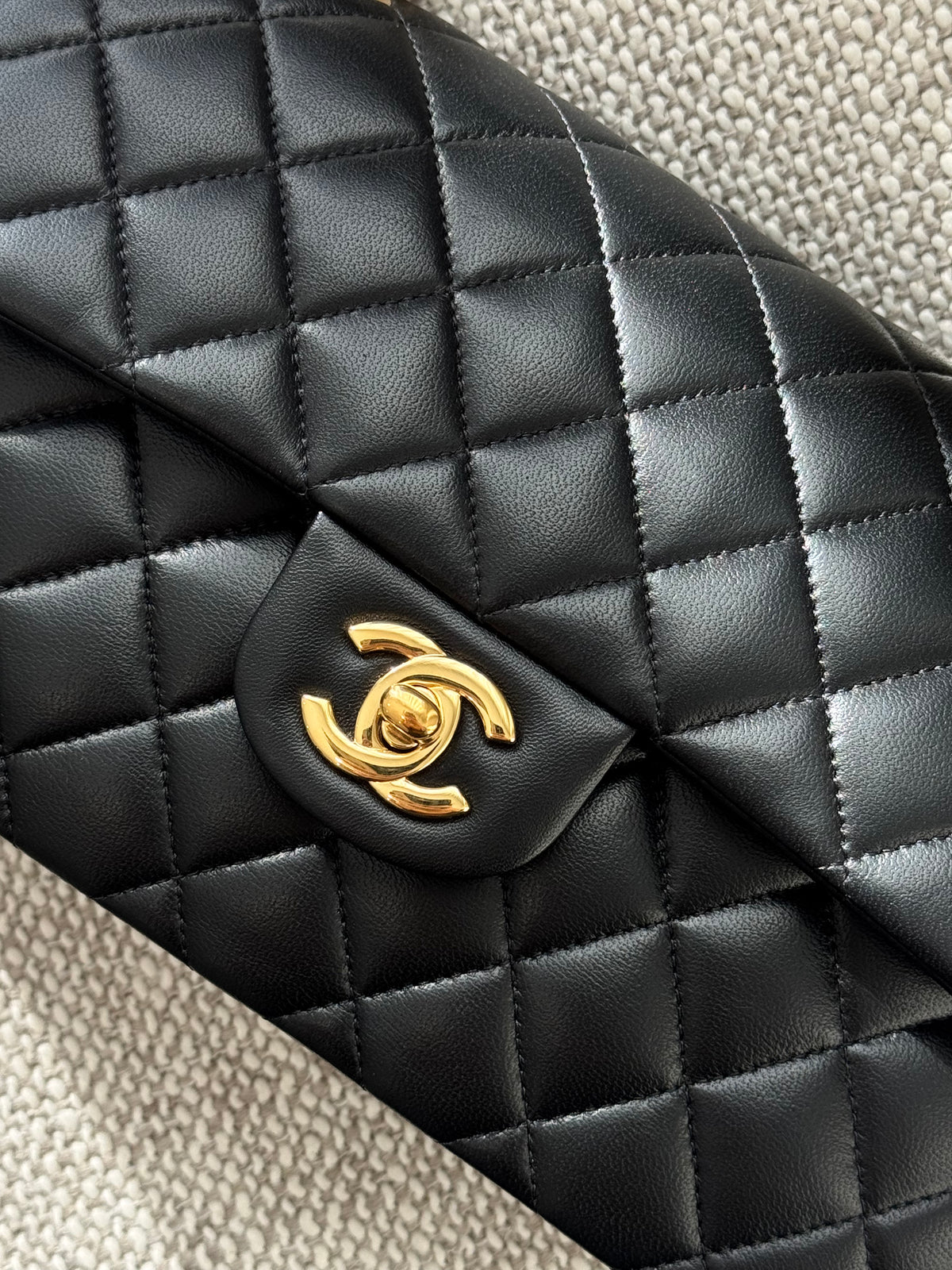 Chanel Classic Flap Small – Black Lambskin