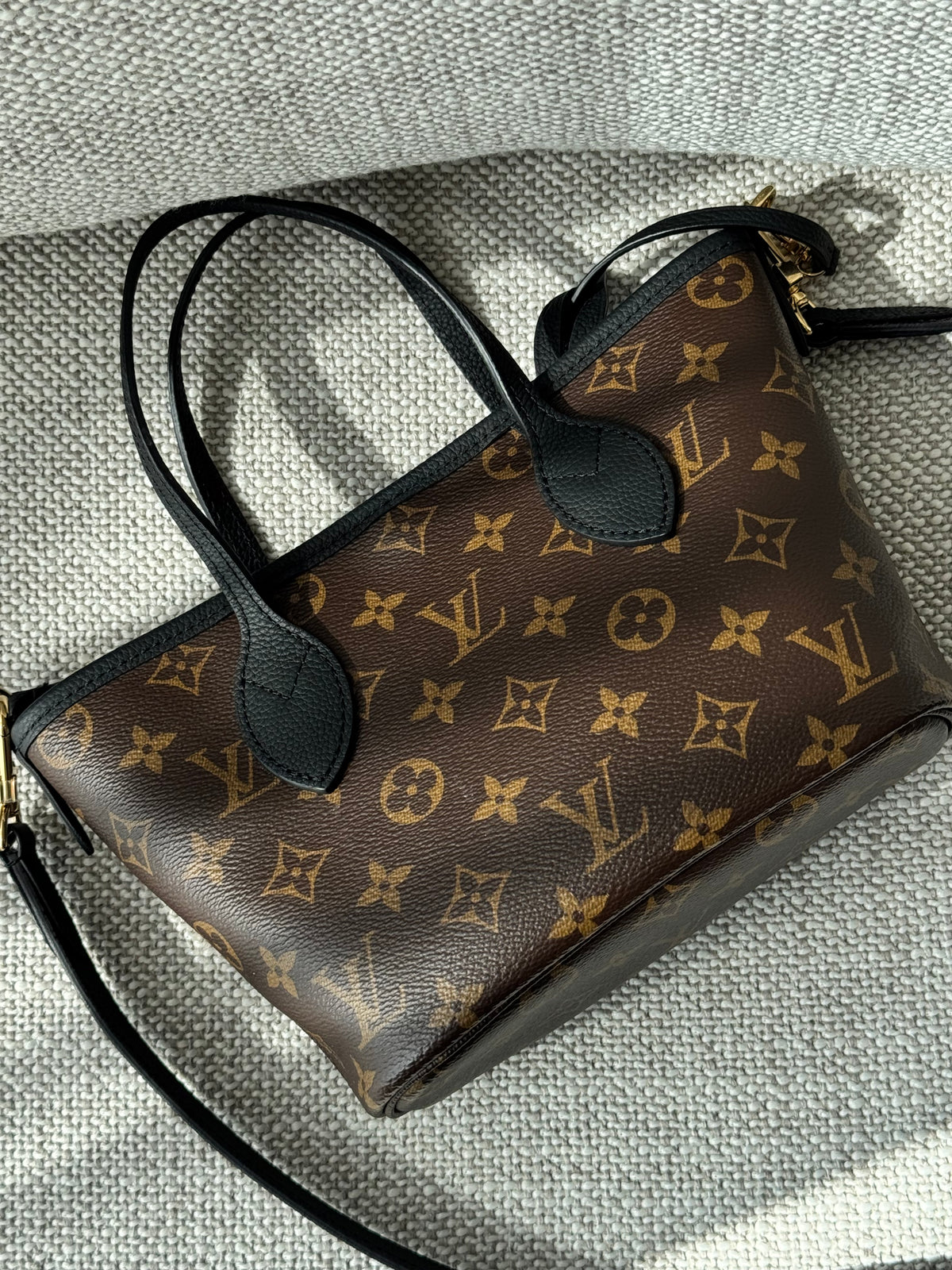 Louis Vuitton Neverfull Bandoulière Inside Out BB – Monogram/Black