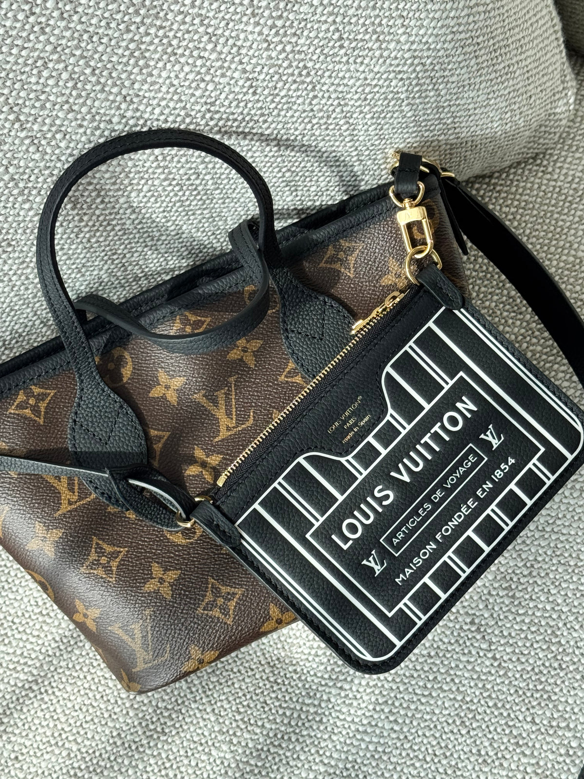 Louis Vuitton Neverfull Bandoulière Inside Out BB – Monogram/Black