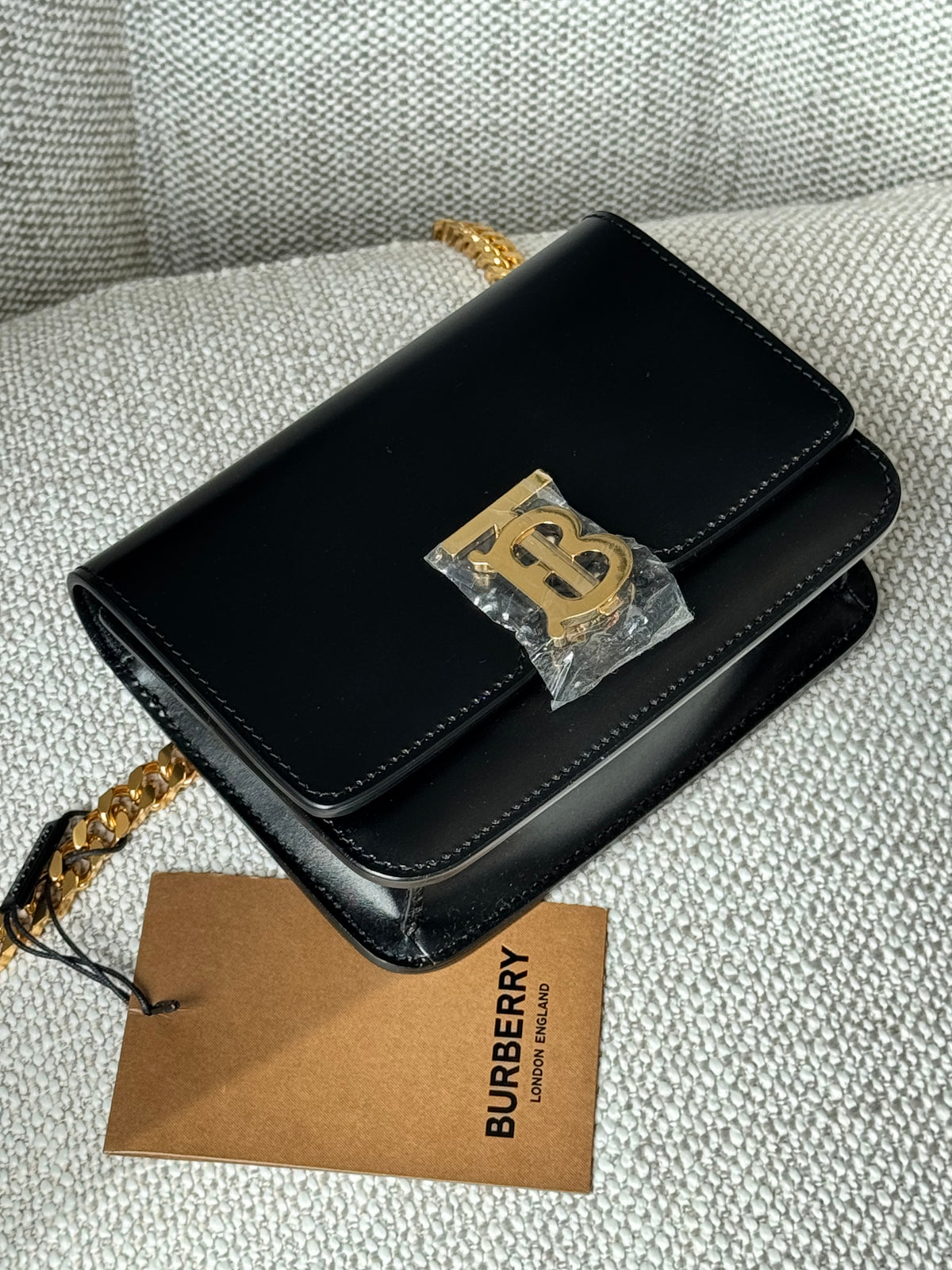 Burberry TB Wallet on Chain – Black Leather