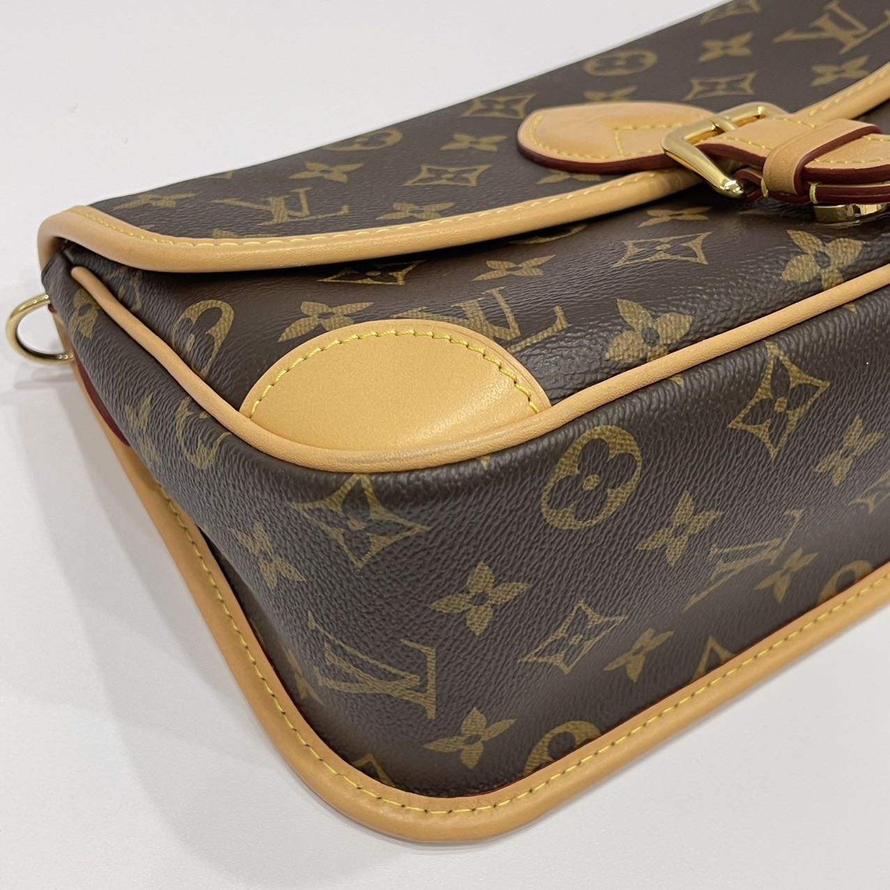 Louis Vuitton Diane Monogram Canvas Fuchsia GHW