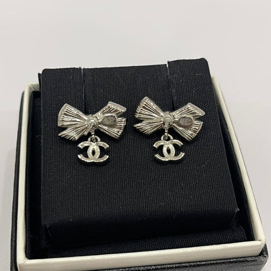 Chanel Bow/CC Logo Drop Earrings Crystal/Pearl Silver Tone