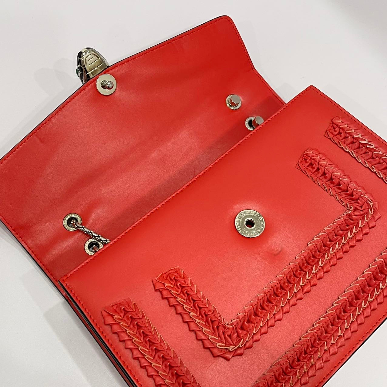 Bvlgari Serpenti Forever Shoulder Bag Calfskin Red LGHW