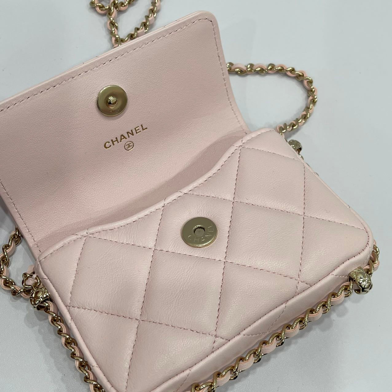 Chanel 22s Mini Wallet With Chain Pink GHW