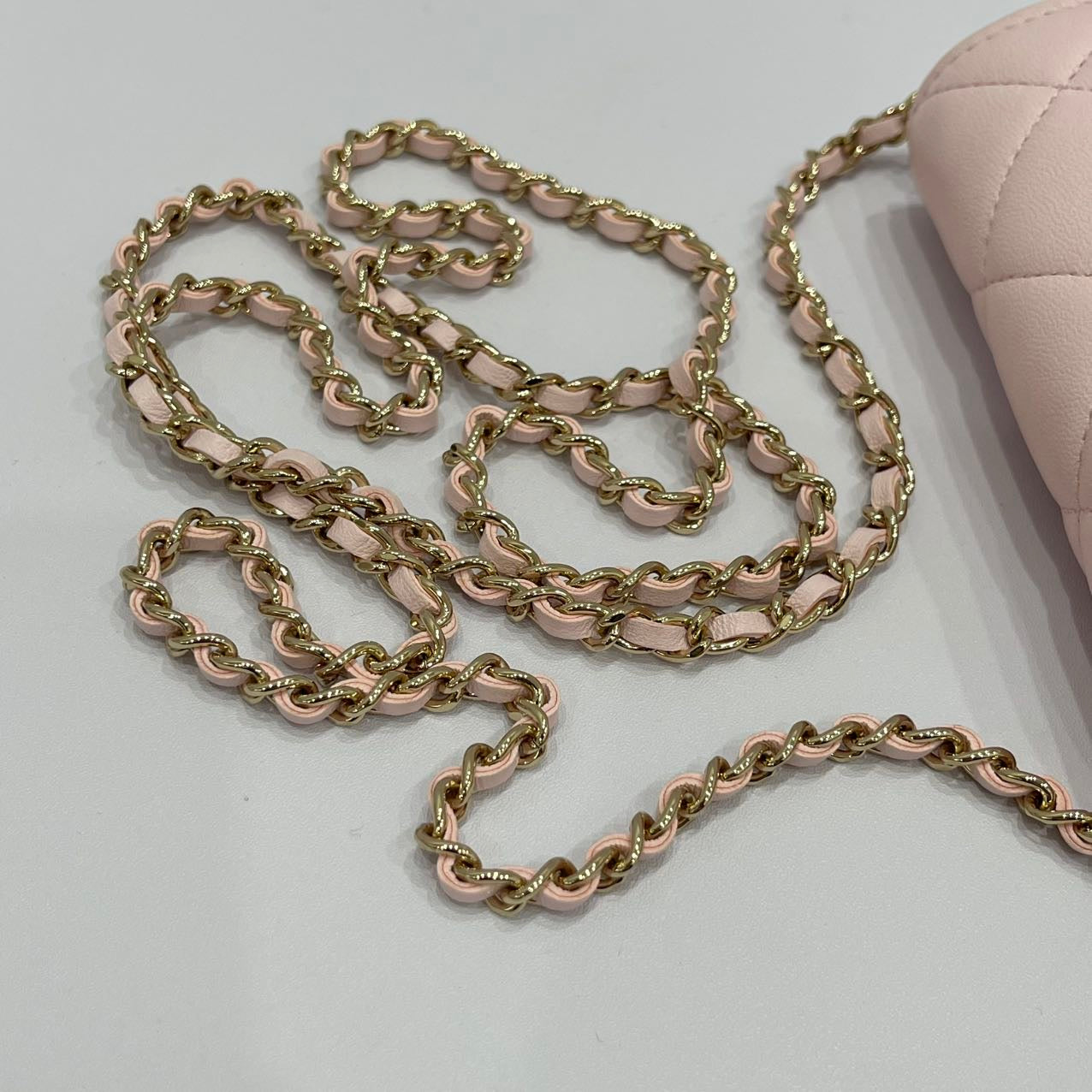 Chanel 22s Mini Wallet With Chain Pink GHW